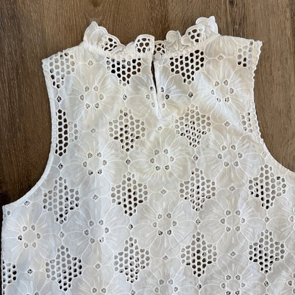 J.Crew Women's White Fleur Eyelet Lace Ruffle Neck Sleeveless Blouse Small - Picture 4 of 7